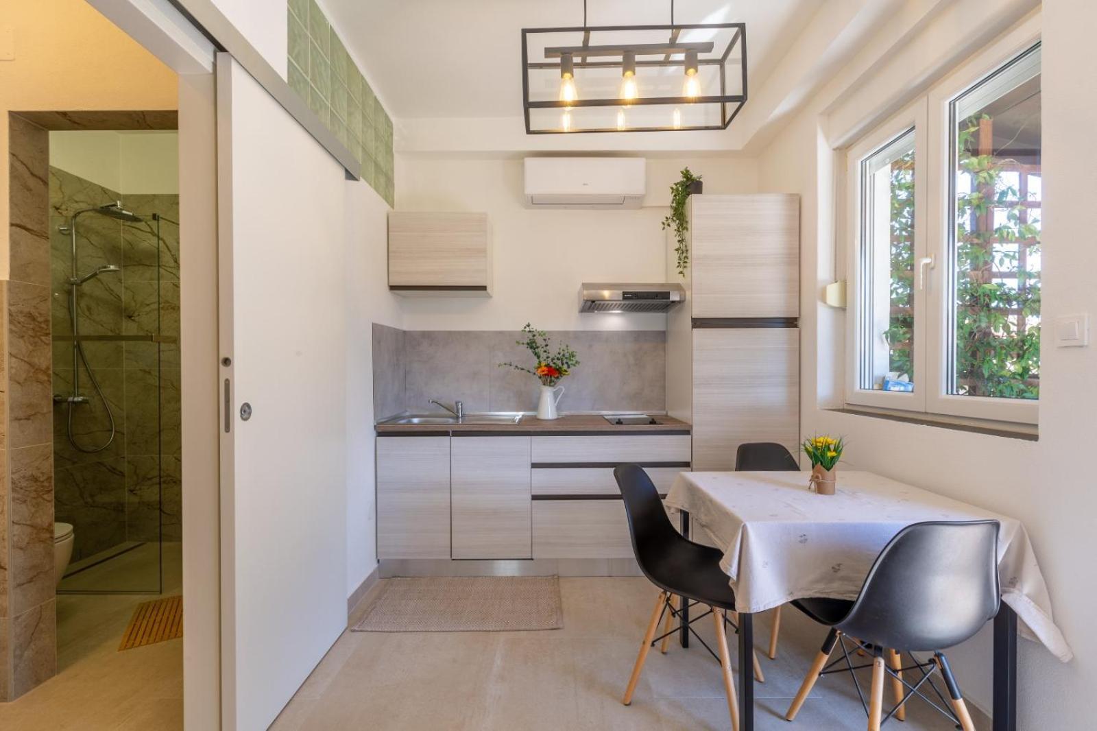 Trbovic Peaceful With Free Parking, Pet-friendly, And Bike Storage In Apartman *