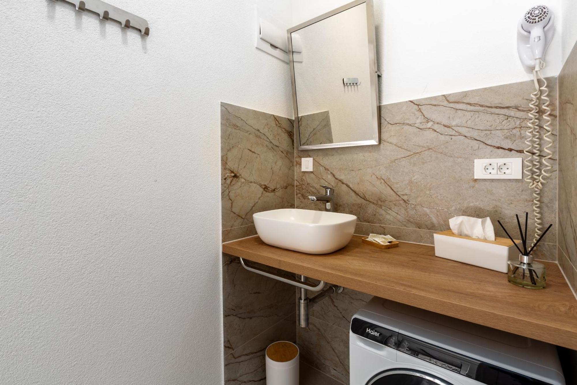 Trbovic Peaceful With Free Parking, Pet-friendly, And Bike Storage In