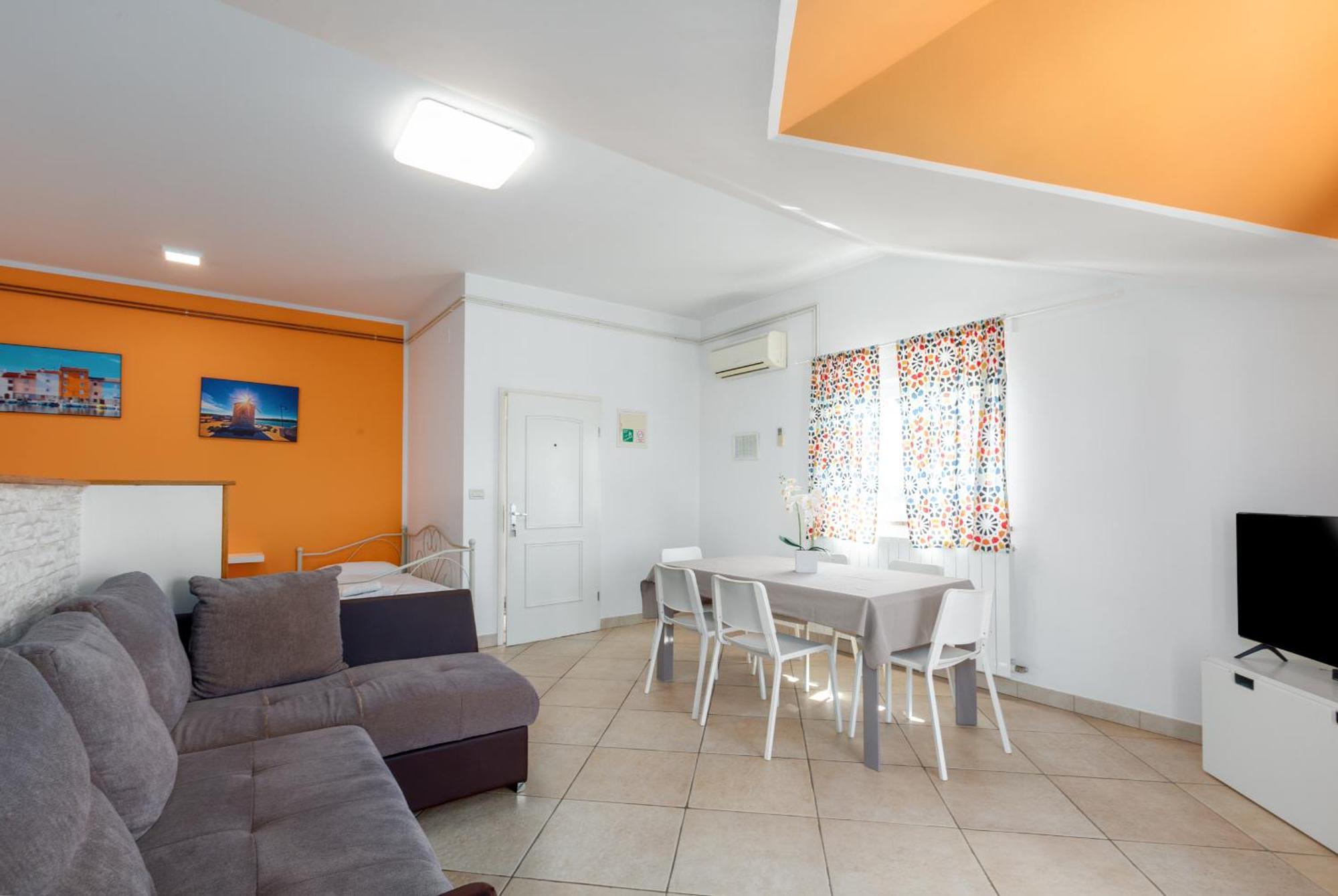 Trbovic Peaceful With Free Parking, Pet-friendly, And Bike Storage In