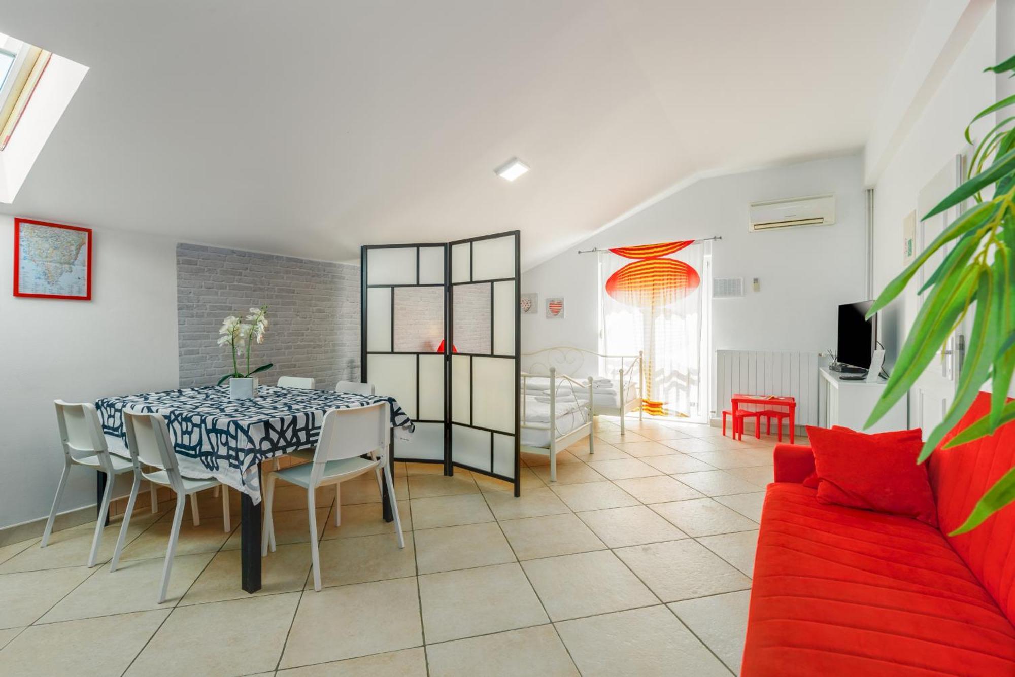 Apartman Trbovic Peaceful With Free Parking, Pet-friendly, And Bike Storage In