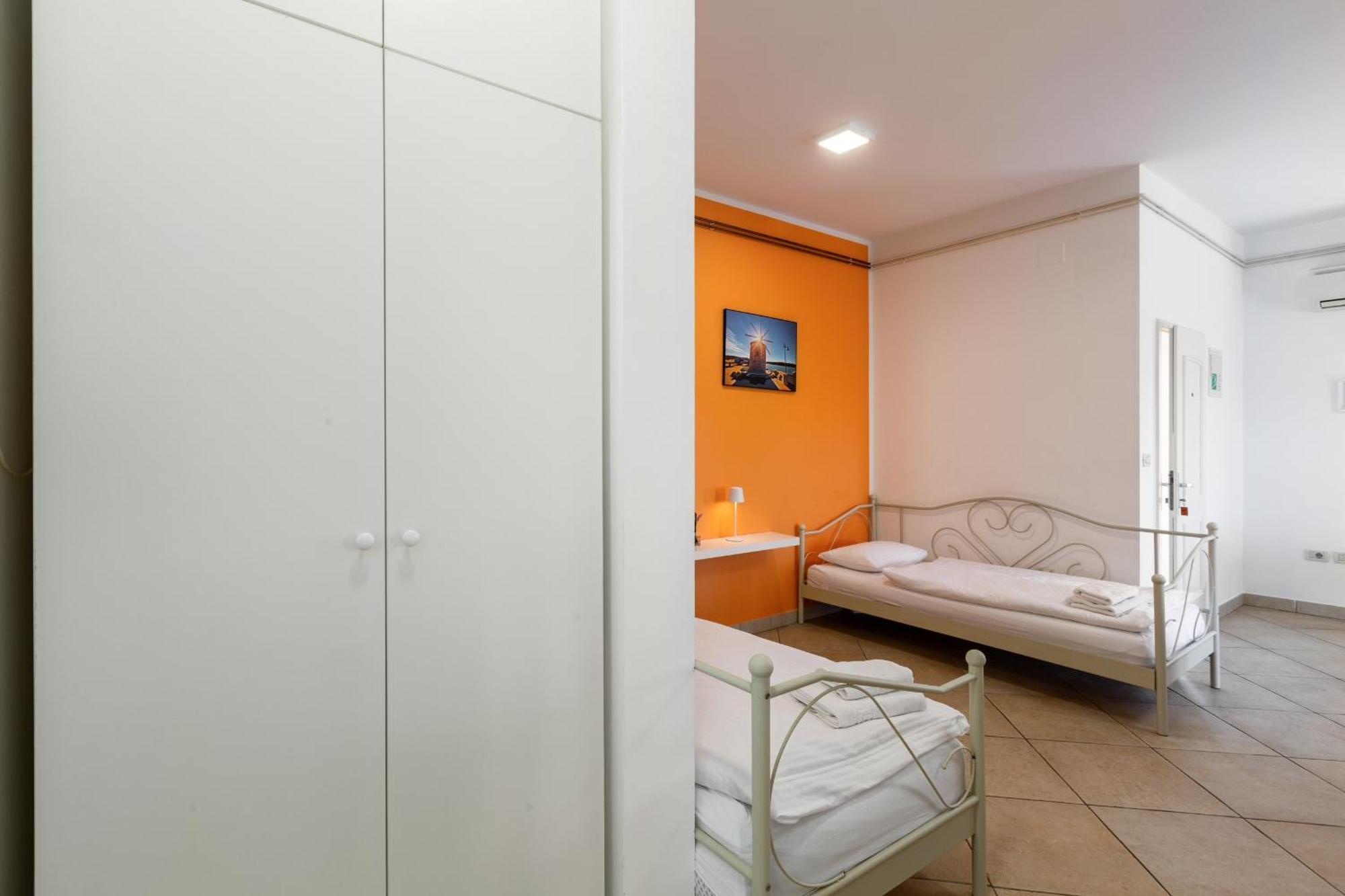 Trbovic Peaceful With Free Parking, Pet-friendly, And Bike Storage In Apartment Umag